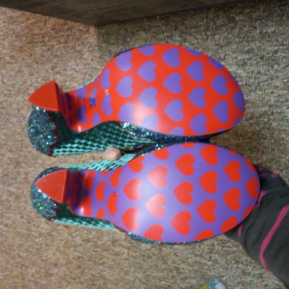 New Christmas velvet and glitter green Irregular Choice heels, size 41, US 11 - Picture 6 of 8